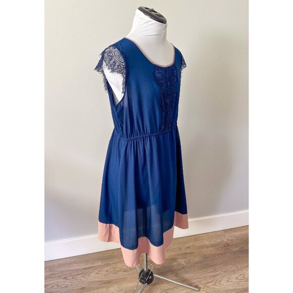 Kimi + Kai Navy Blue Maternity Nell Lace Trimmed Colorblock Dress - Picture 6 of 13